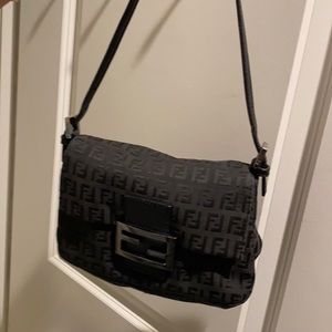 Fendi mini/micro mama baguette